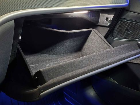 Certified 2025 Mercedes-Benz GLC 350e 4MATIC image 34