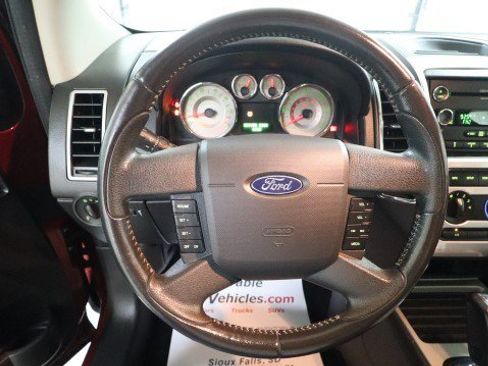 Used 2008 Ford Edge SEL FWD image 16