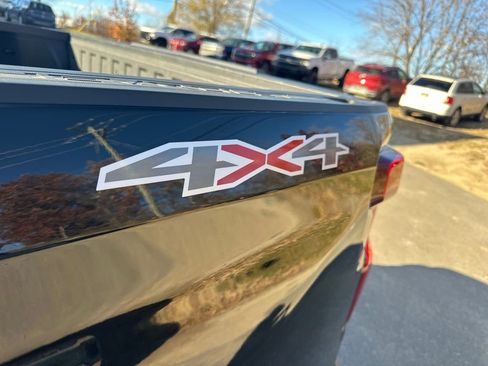 Certified 2022 Chevrolet Silverado 1500 RST image 25