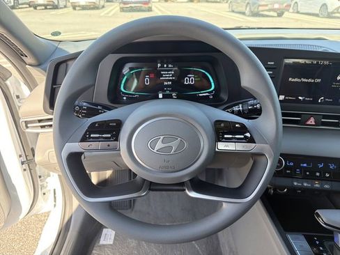 New 2026 Hyundai Elantra Blue image 23