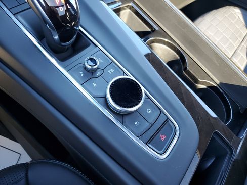 Certified 2024 Cadillac Escalade Premium Luxury Platinum image 26