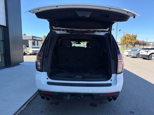 Used 2022 Chevrolet Suburban Premier AWD/4WD image 8