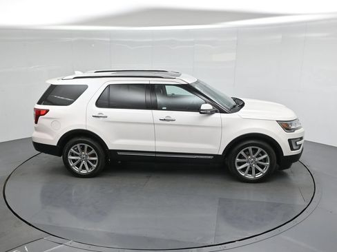 Certified 2017 Ford Explorer Limited FWD image 53