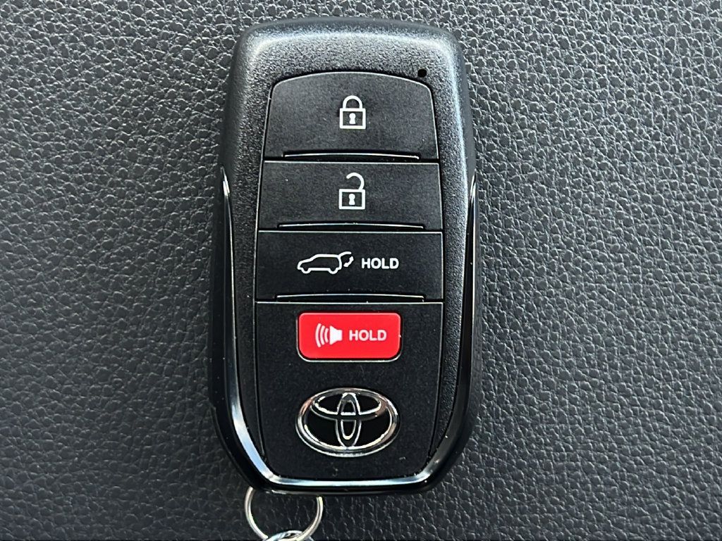 Used 2026 Toyota 4Runner TRD Off-Road Premium AWD/4WD image 28
