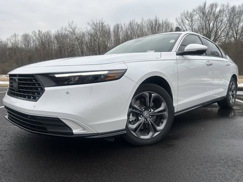 Used 2025 Honda Accord EX-L image 15