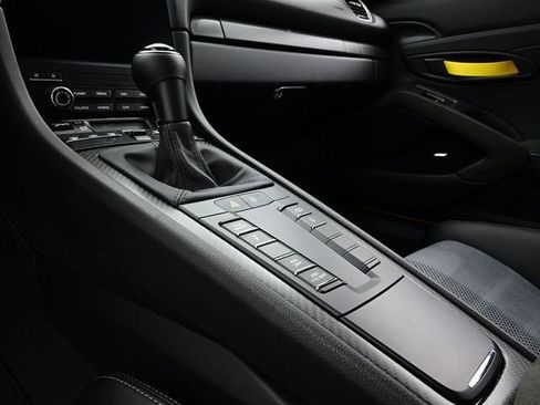 Certified 2025 Porsche 718 Boxster Spyder RS w/ Light Design Package RWD image 11