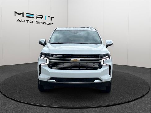 Used 2021 Chevrolet Suburban Premier RWD image 3