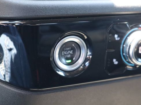Used 2024 GMC Sierra 1500 Elevation AWD/4WD image 19