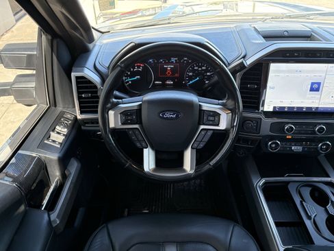 Used 2022 Ford F450 Platinum w/ FX4 Off-Road Package image 14