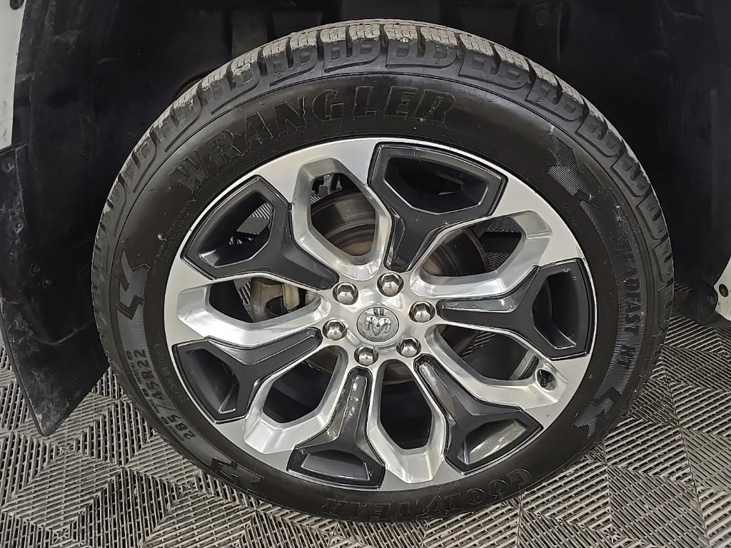 Used 2024 RAM 1500 Limited AWD/4WD image 15