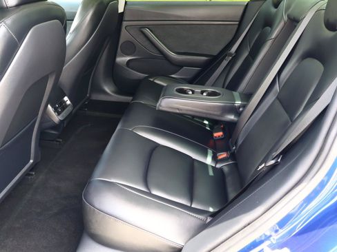Used 2023 Tesla Model 3 Standard Range RWD image 19
