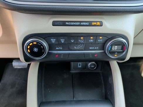 Certified 2020 Ford Escape SE AWD/4WD image 21