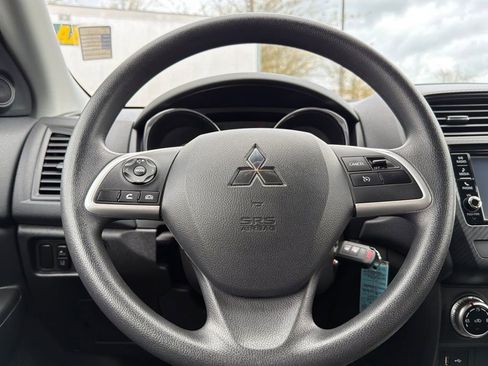 Used 2024 Mitsubishi Outlander Sport ES AWD/4WD image 19