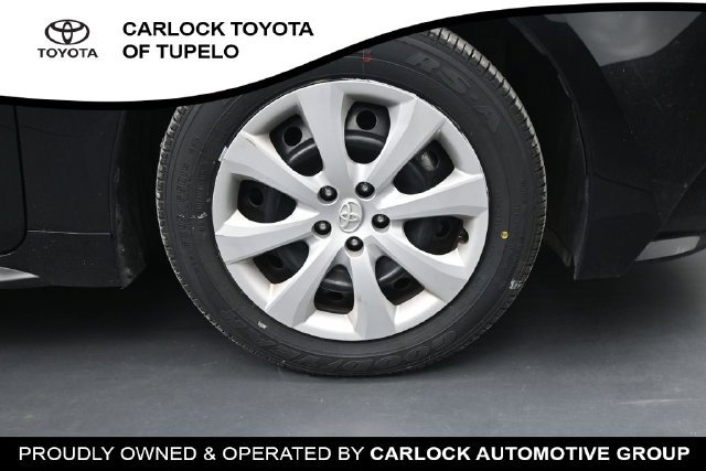 Used 2026 Toyota Corolla LE FWD image 35