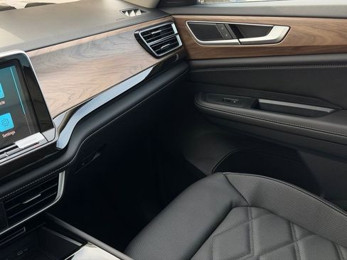 New 2026 Volkswagen Atlas SE image 35