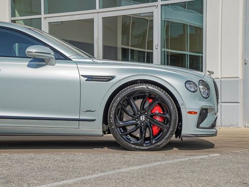 New 2026 Bentley Flying Spur Plug-In Hybrid AWD/4WD image 6