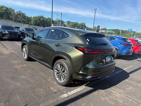 Used 2025 Lexus NX 350h AWD w/ Premium Package image 29