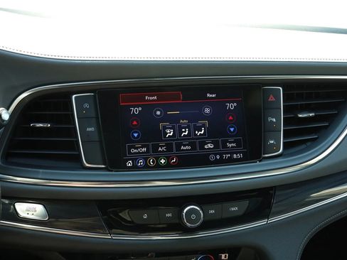 Used 2022 Buick Enclave Essence w/ Experience Buick Package AWD/4WD image 25