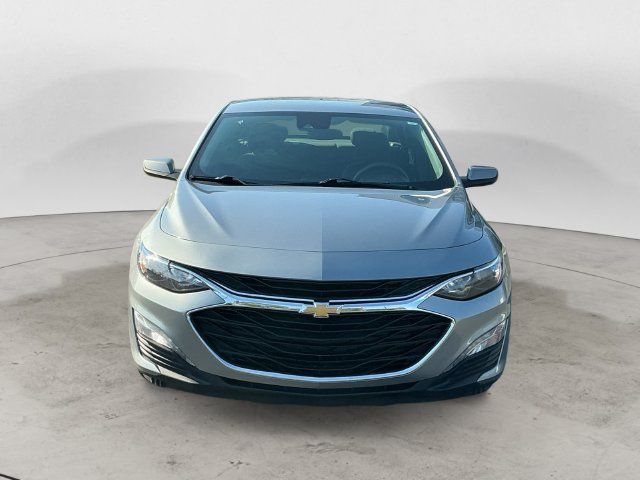 Used 2023 Chevrolet Malibu LT FWD image 2