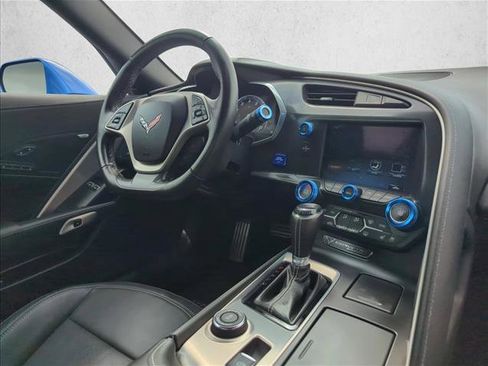 Used 2019 Chevrolet Corvette Stingray Convertible w/ 2LT Preferred Equipment Group RWD image 23
