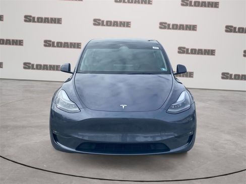 Used 2023 Tesla Model Y Performance image 8