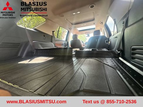 Used 2021 Chevrolet Traverse High Country w/ LPO, Floor Liner Package AWD/4WD image 42