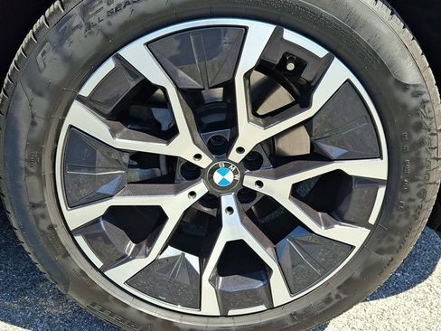 Certified 2025 BMW X3 xDrive30i w/ Premium Package image 8