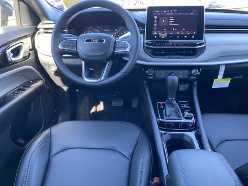 New 2026 Jeep Compass Limited image 8