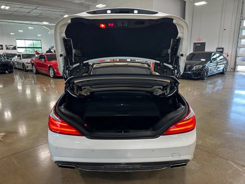 Used 2016 Mercedes-Benz SL 550 image 50