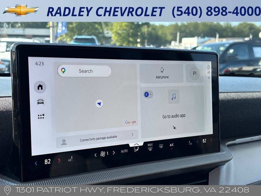 Used 2025 Ford Explorer Active AWD/4WD image 8