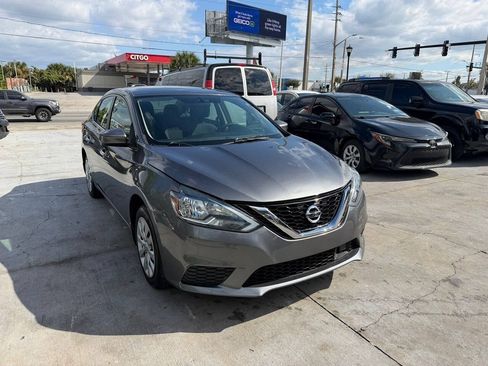 Used 2019 Nissan Sentra S FWD image 2