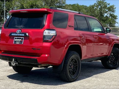 Used 2017 Toyota 4Runner TRD Pro AWD/4WD image 13
