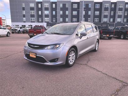 Used 2020 Chrysler Pacifica Touring-L