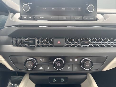 Used 2024 Honda Accord LX image 19