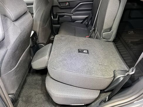 Used 2025 Toyota 4Runner SR5 image 43