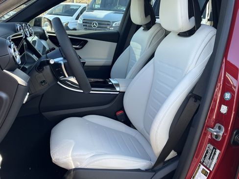 New 2026 Mercedes-Benz GLC 300 4MATIC image 11