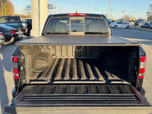 Certified 2022 Nissan Frontier SV w/ Technology Package image 10