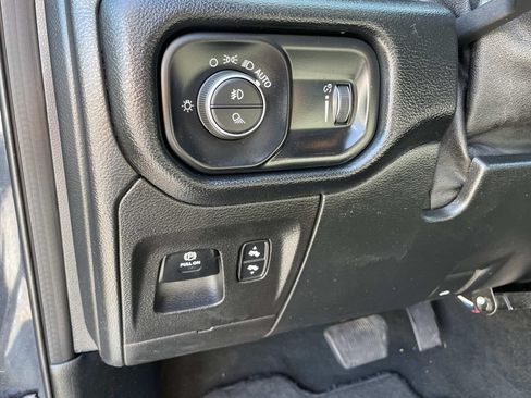 Used 2021 RAM 1500 Big Horn AWD/4WD image 43