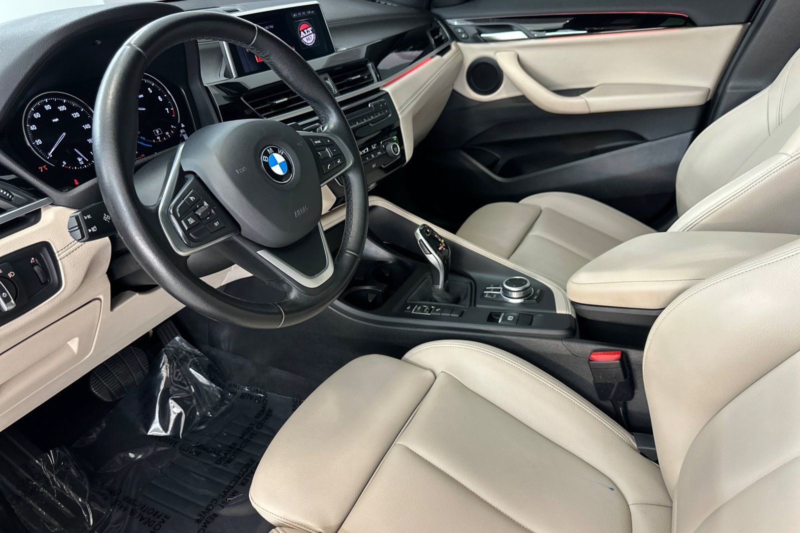 Used 2022 BMW X2 sDrive28i w/ Convenience Package FWD image 4