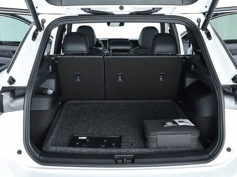 New 2026 Volkswagen Tiguan SE R-Line image 68