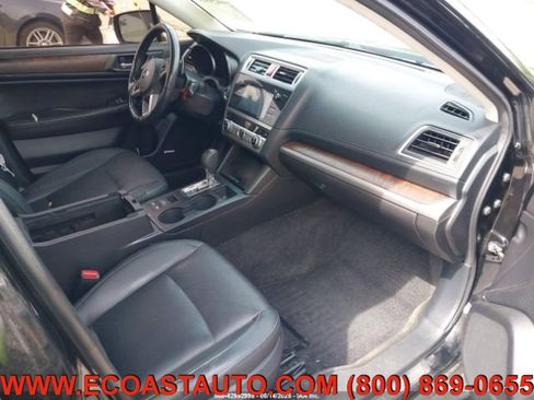 Used 2015 Subaru Outback 3.6R Limited image 10