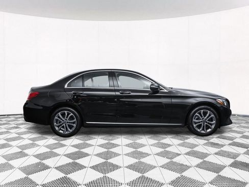 Used 2018 Mercedes-Benz C 300 4MATIC Sedan image 37
