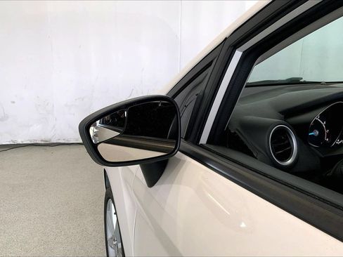 Used 2019 Ford Fiesta SE w/ Equipment Group 201A FWD image 10
