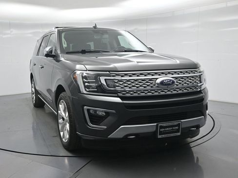 Used 2019 Ford Expedition Platinum image 28