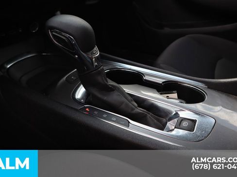 Used 2024 Chevrolet Malibu LT image 28