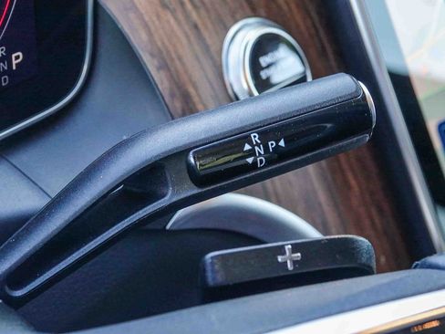 Certified 2025 Mercedes-Benz GLC 350e 4MATIC image 19