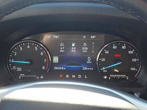 Certified 2022 Ford Explorer XLT w/ Equipment Group 202A image 30