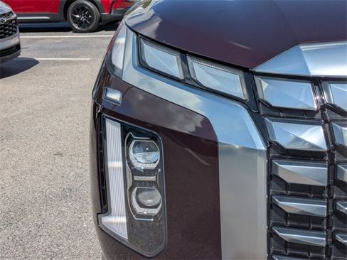 Used 2024 Hyundai Palisade Calligraphy image 8