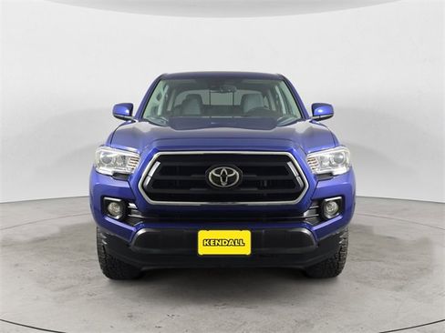 Certified 2022 Toyota Tacoma SR5 image 8