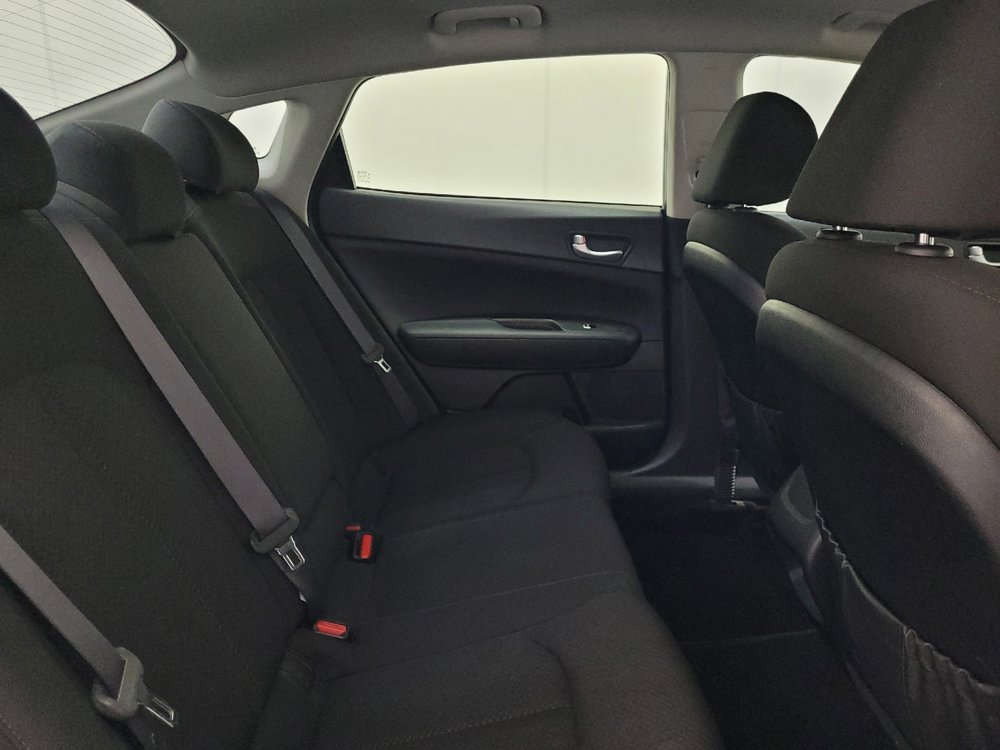 Used 2017 Kia Optima LX FWD image 19